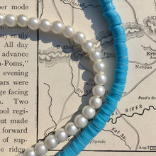 Load image into Gallery viewer, Detail of Half n Half Pearl Necklace Blue
