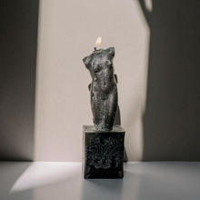 Load image into Gallery viewer, Female Bust Candle

