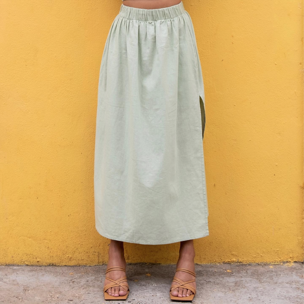 High-waisted Midi Skirt with Side slits